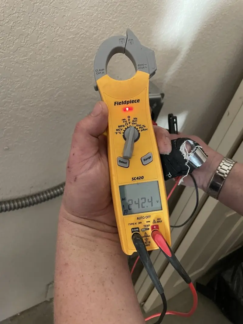 Voltage testing with clamp meter during Aluminum Wiring Replacement in Pendleton